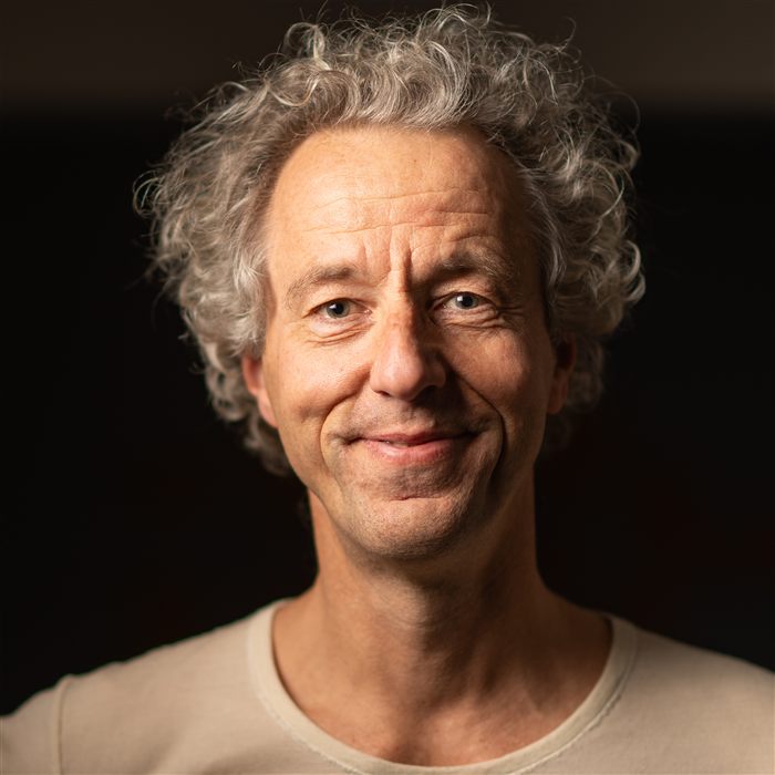 Porträt von Sam Jost